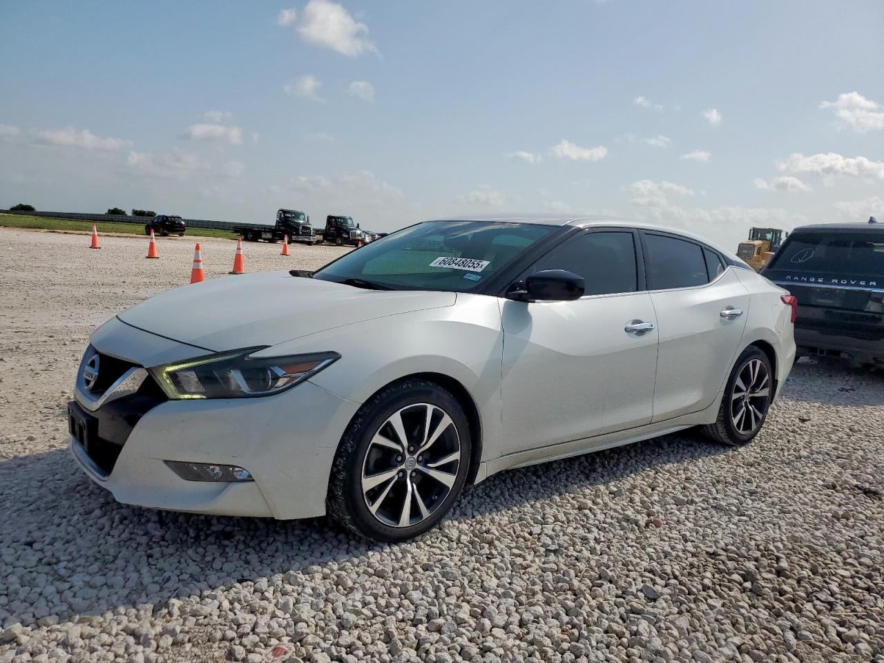 Nissan Maxima 3.5s Image 1