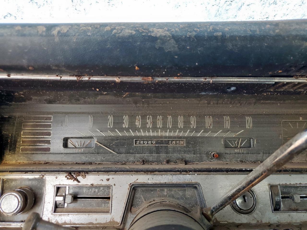 Cadillac DeVille Image 8