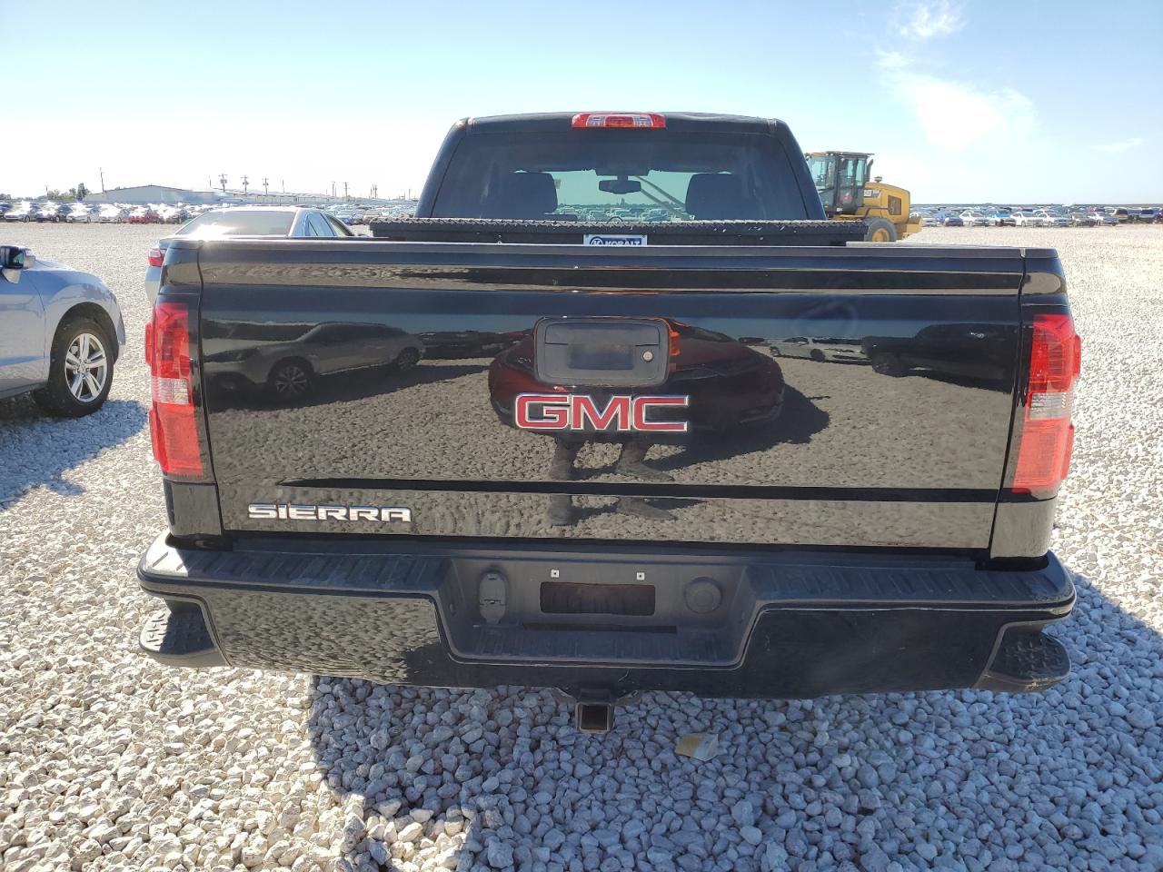 GMC Sierra C1500 Image 3
