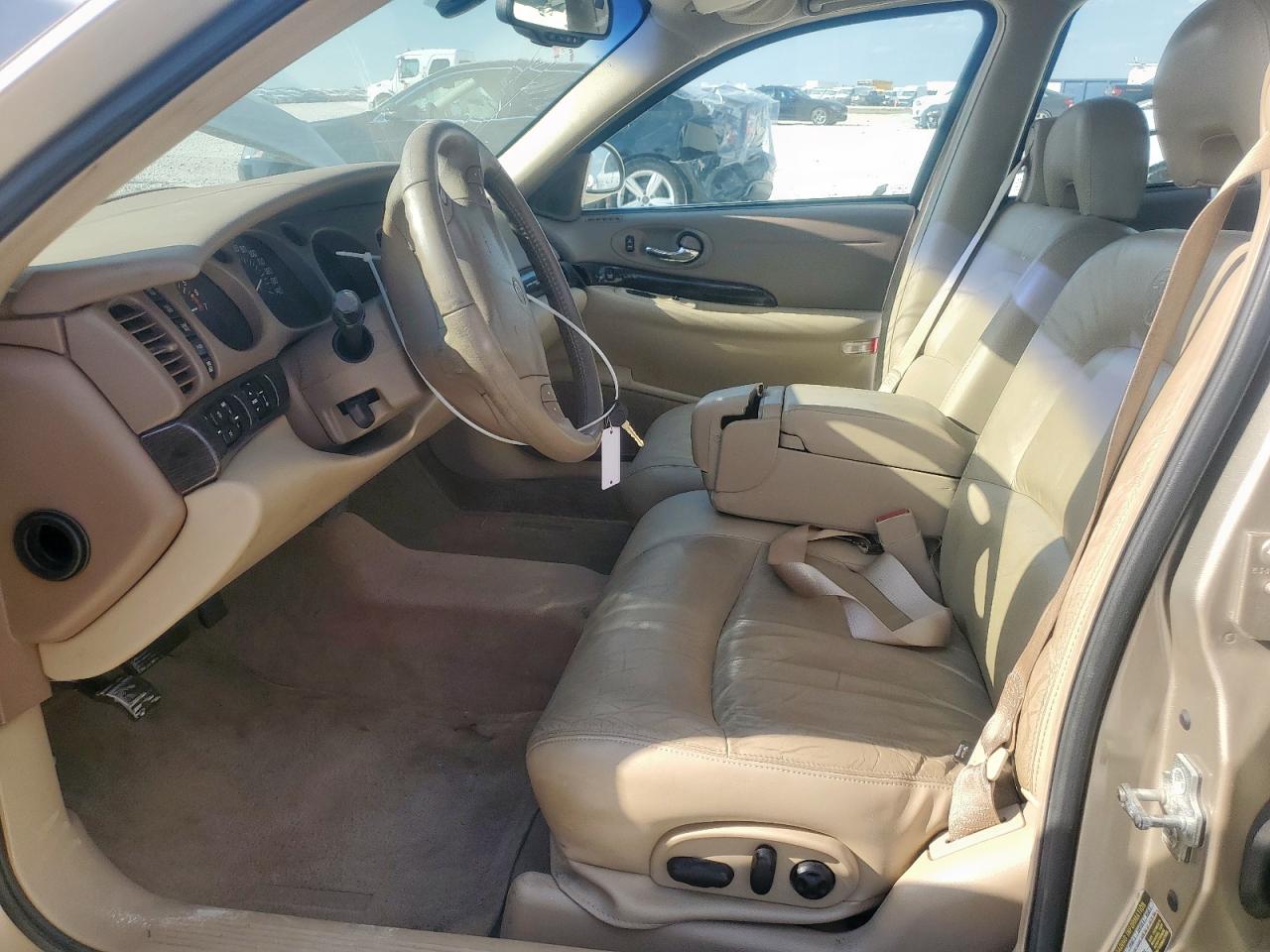 Buick LeSabre Limited Image 8