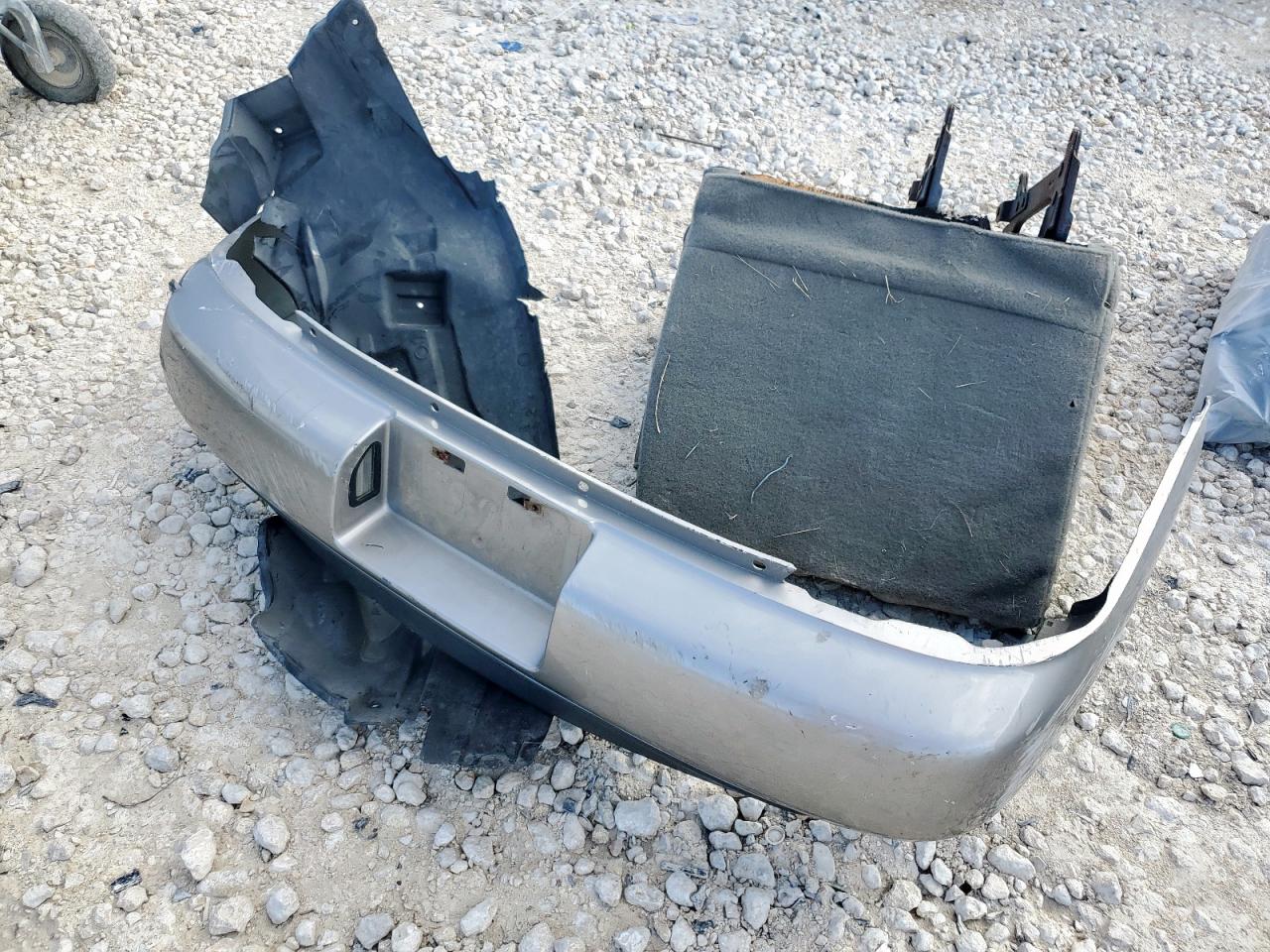 Ford F-150 Super Cab Image 2