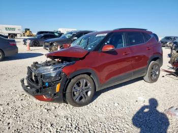  Salvage Kia Seltos