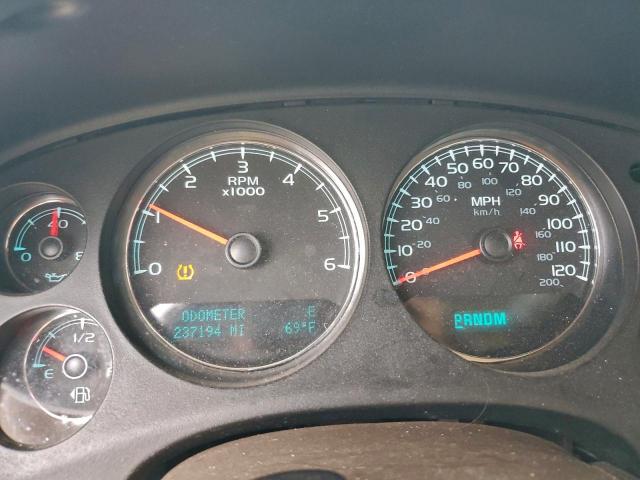 Chevrolet Suburban C1500 Ltz Image 11