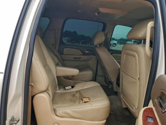 Chevrolet Suburban C1500 Ltz Image 8