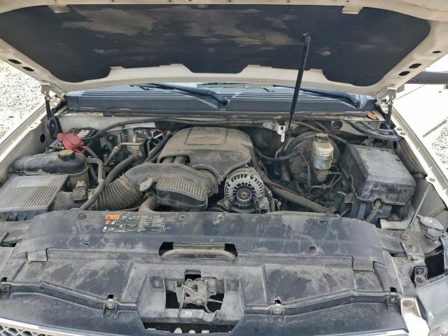 Chevrolet Suburban C1500 Ltz Image 7