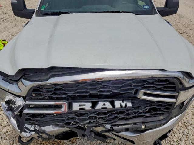 Ram 3500 Tradesman Image 8