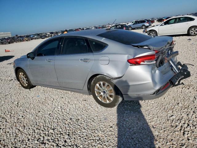 Ford Fusion S Image 3