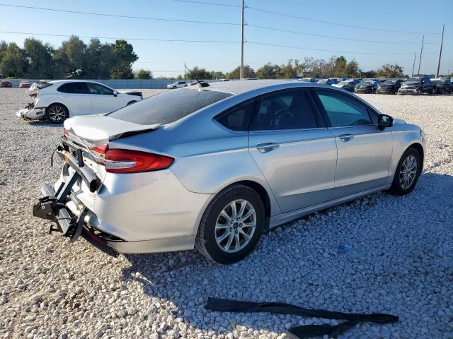 Ford Fusion S Image 4