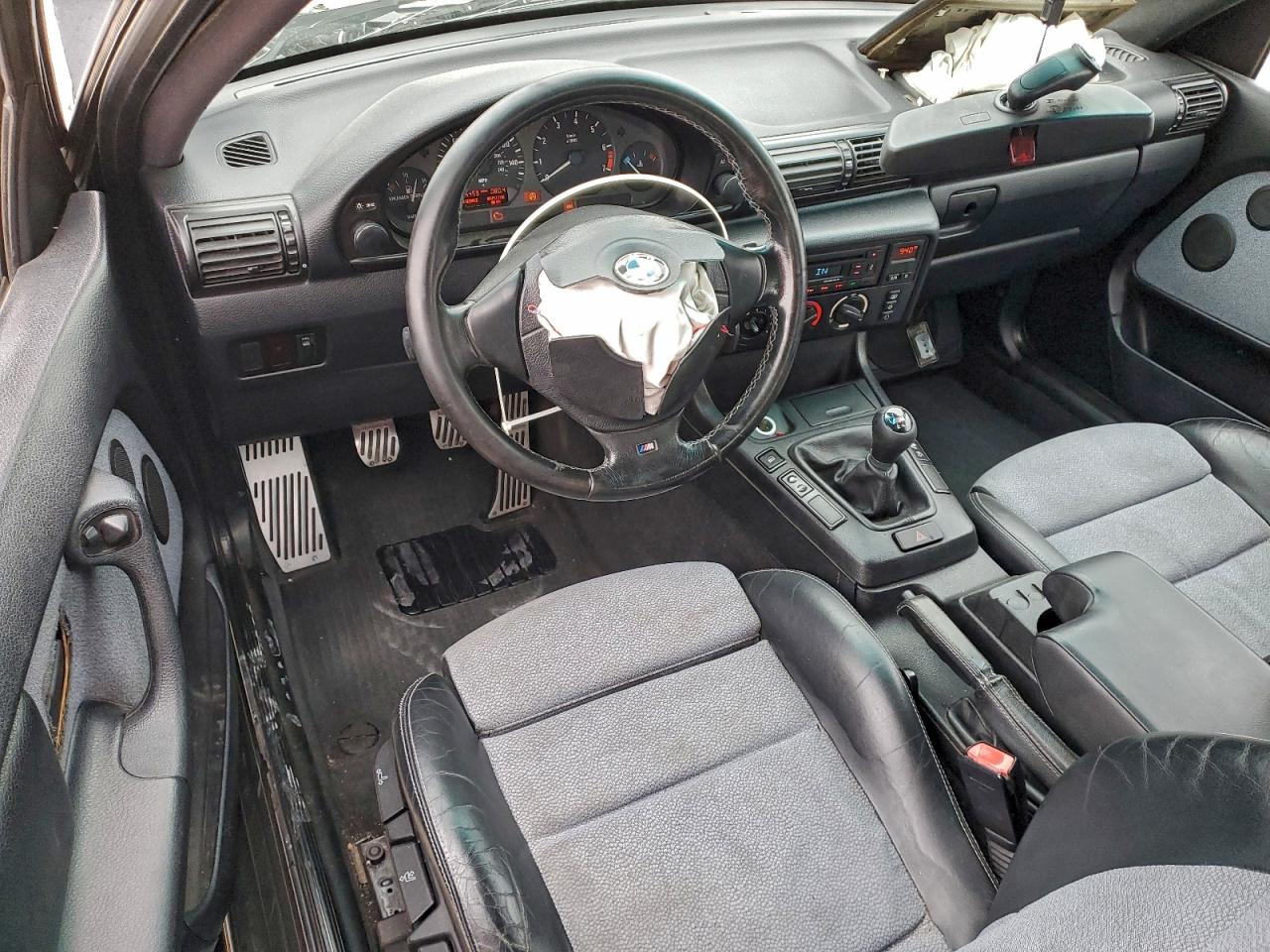 BMW 3 Series Ti Image 9