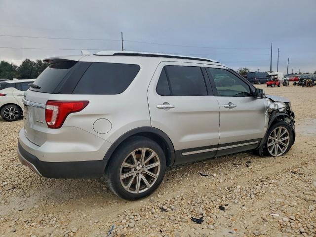 Ford Explorer Limited Image 9