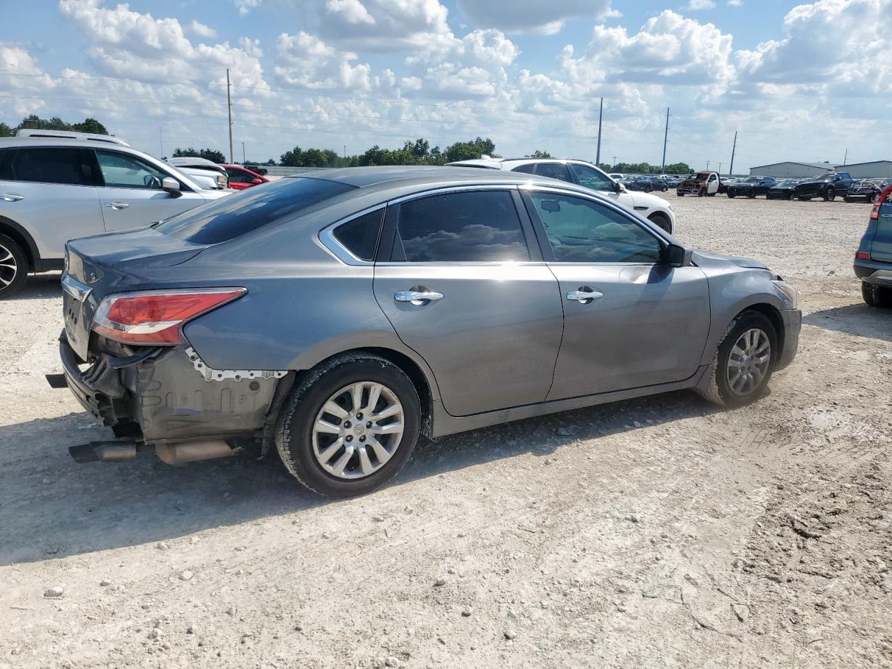 Nissan Altima 2.5 Image 2