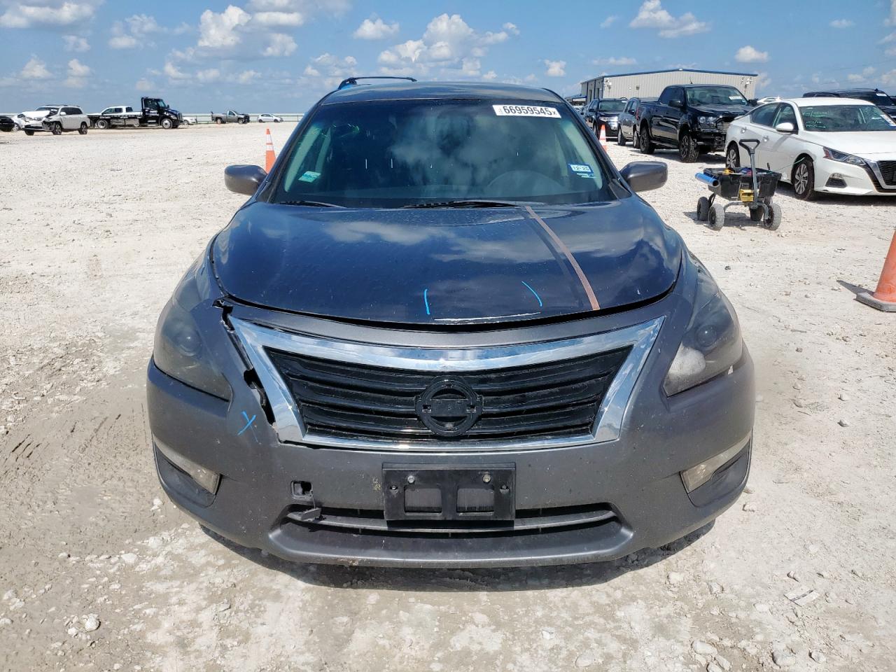 Nissan Altima 2.5 Image 12