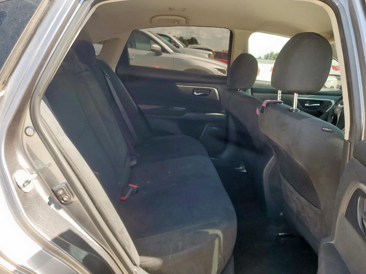 Nissan Altima 2.5 Image 11