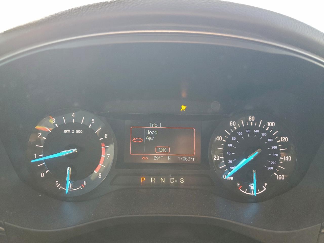 Ford Fusion Se Image 4