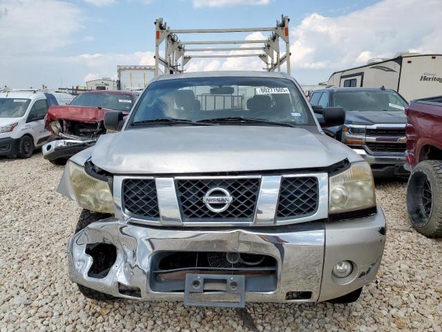Nissan Titan Xe Image 8