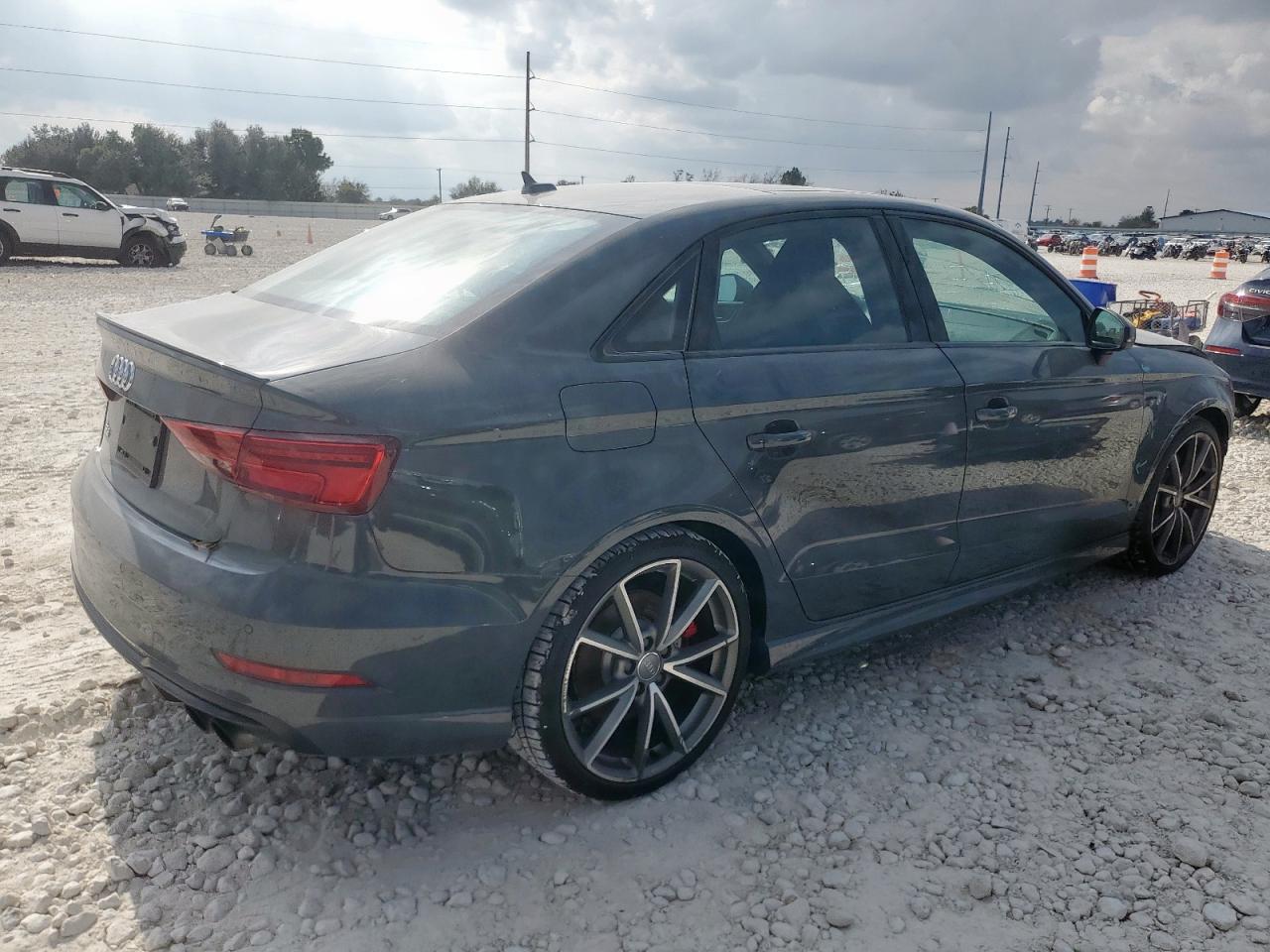 Audi S3 Premium Plus Image 5