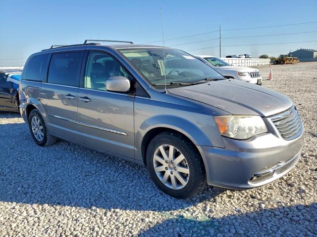 Chrysler Minivan Touring Image 9