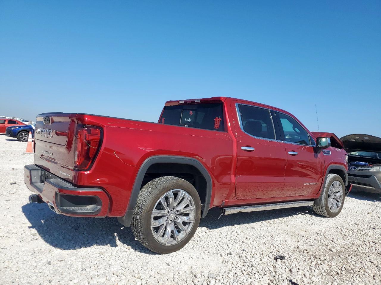 GMC Sierra K1500 Denali Image 6