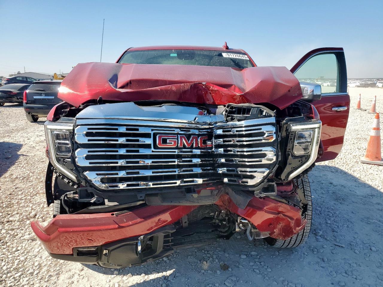 GMC Sierra K1500 Denali Image 9