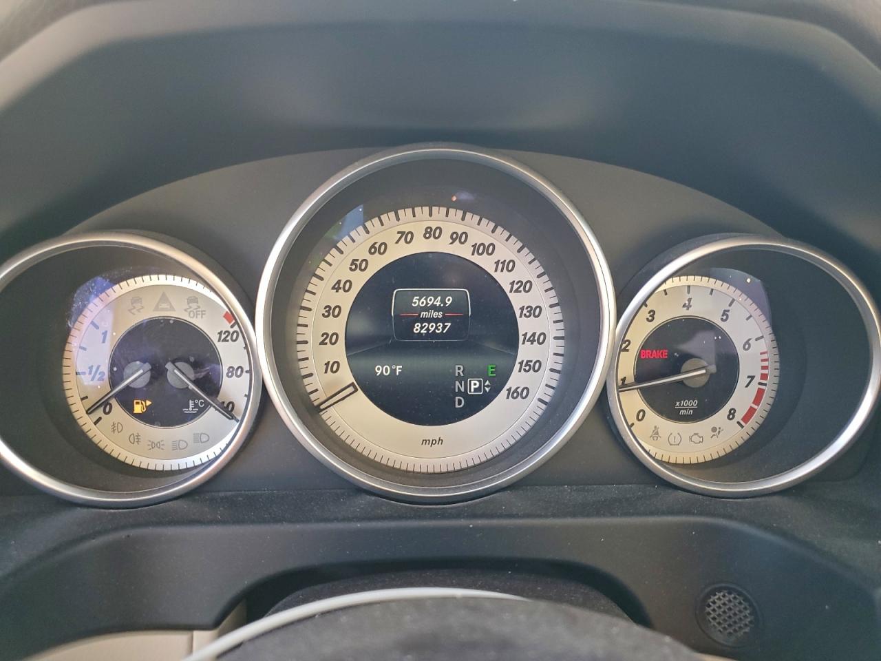 Mercedes-Benz E-Class 350 Image 11