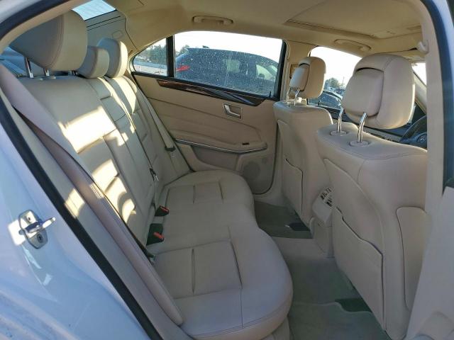 Mercedes-Benz E-Class 350 Image 8