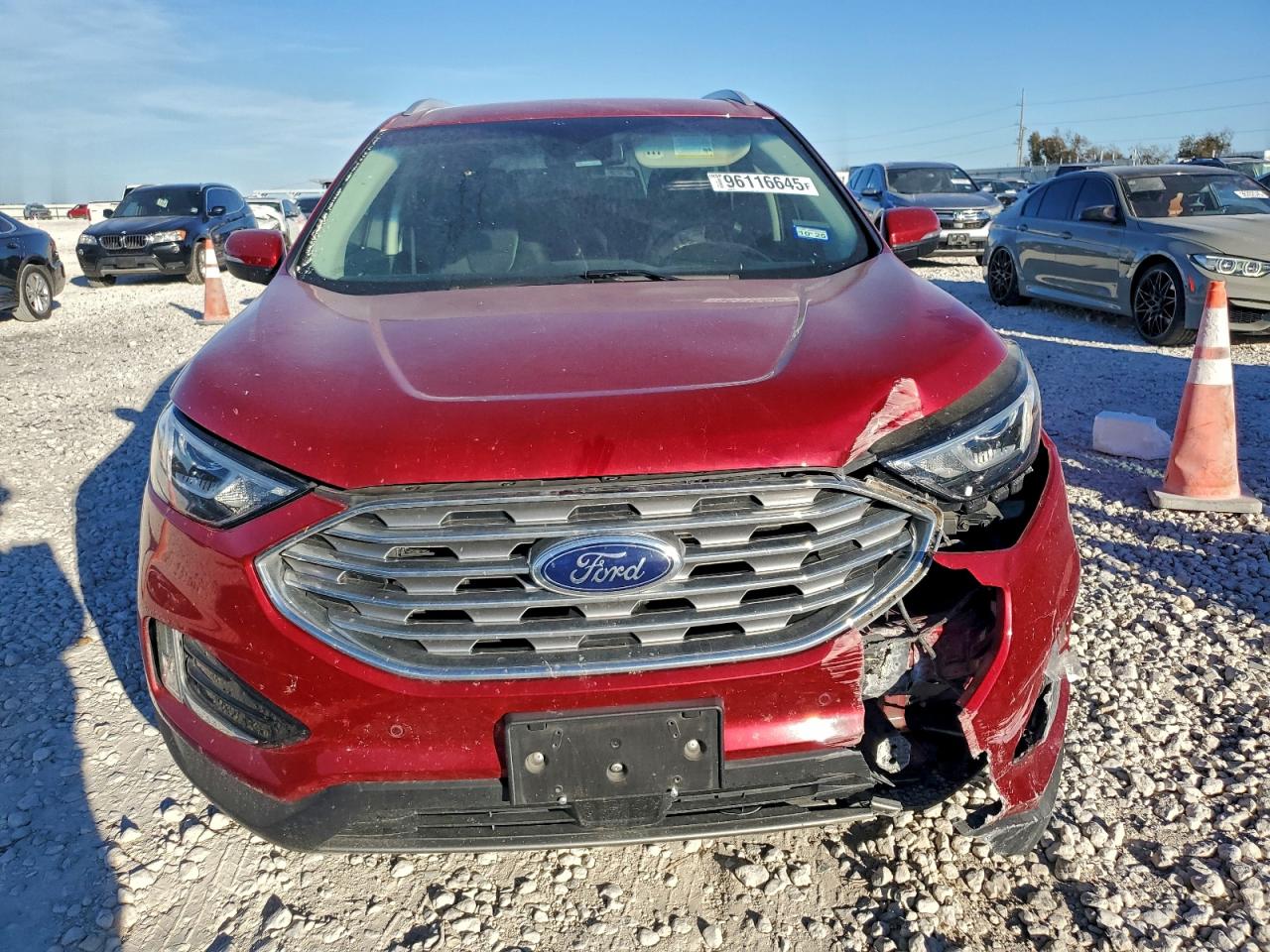 Ford Edge Titanium Image 3