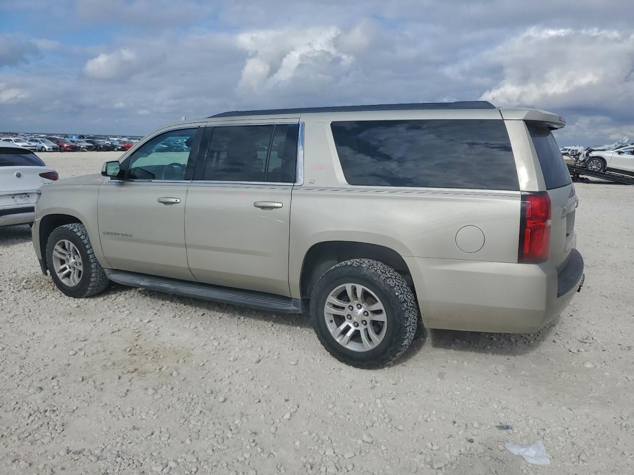 Chevrolet Suburban K1500 Lt Image 13