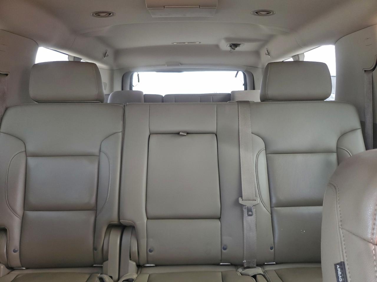 Chevrolet Suburban K1500 Lt Image 7