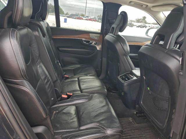 Volvo XC90 T6 Image 6