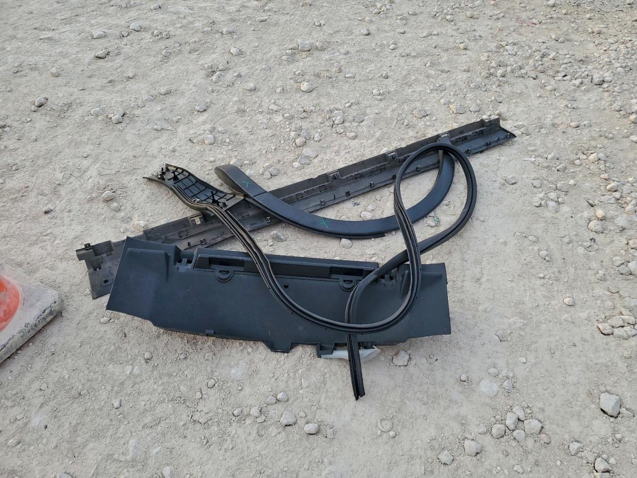 Ford Explorer Xlt Image 12