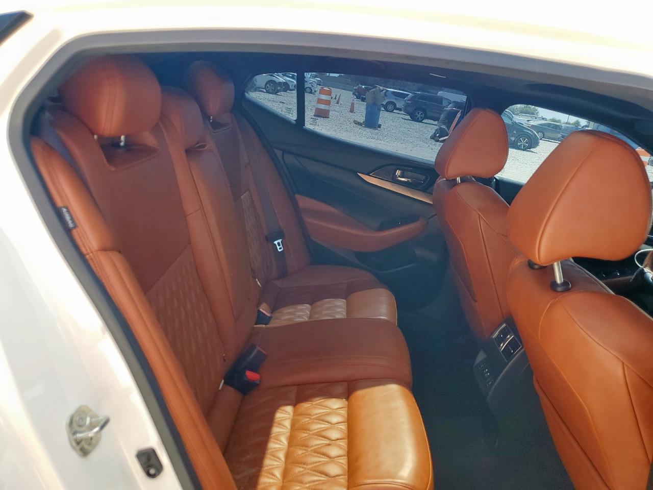 Nissan Maxima Platinum Image 9