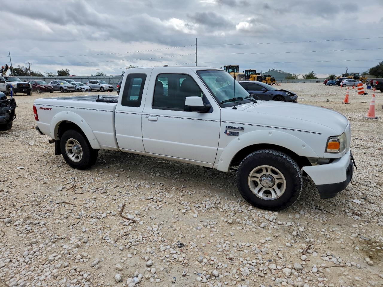 Ford Ranger Super Cab Image 2