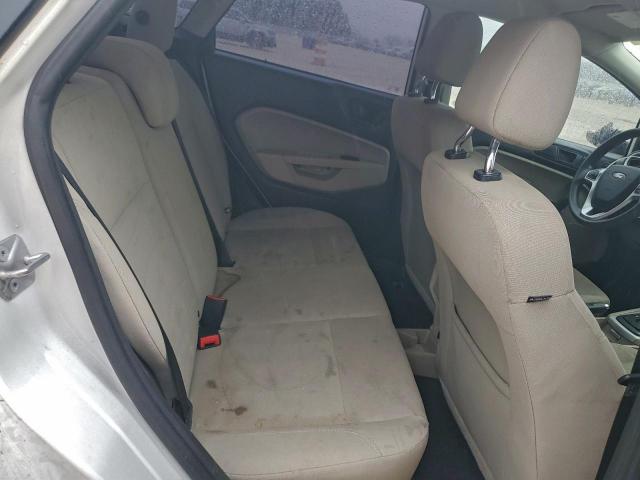 Ford Fiesta Se Image 9