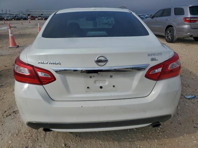 Nissan Altima 2.5 Image 8