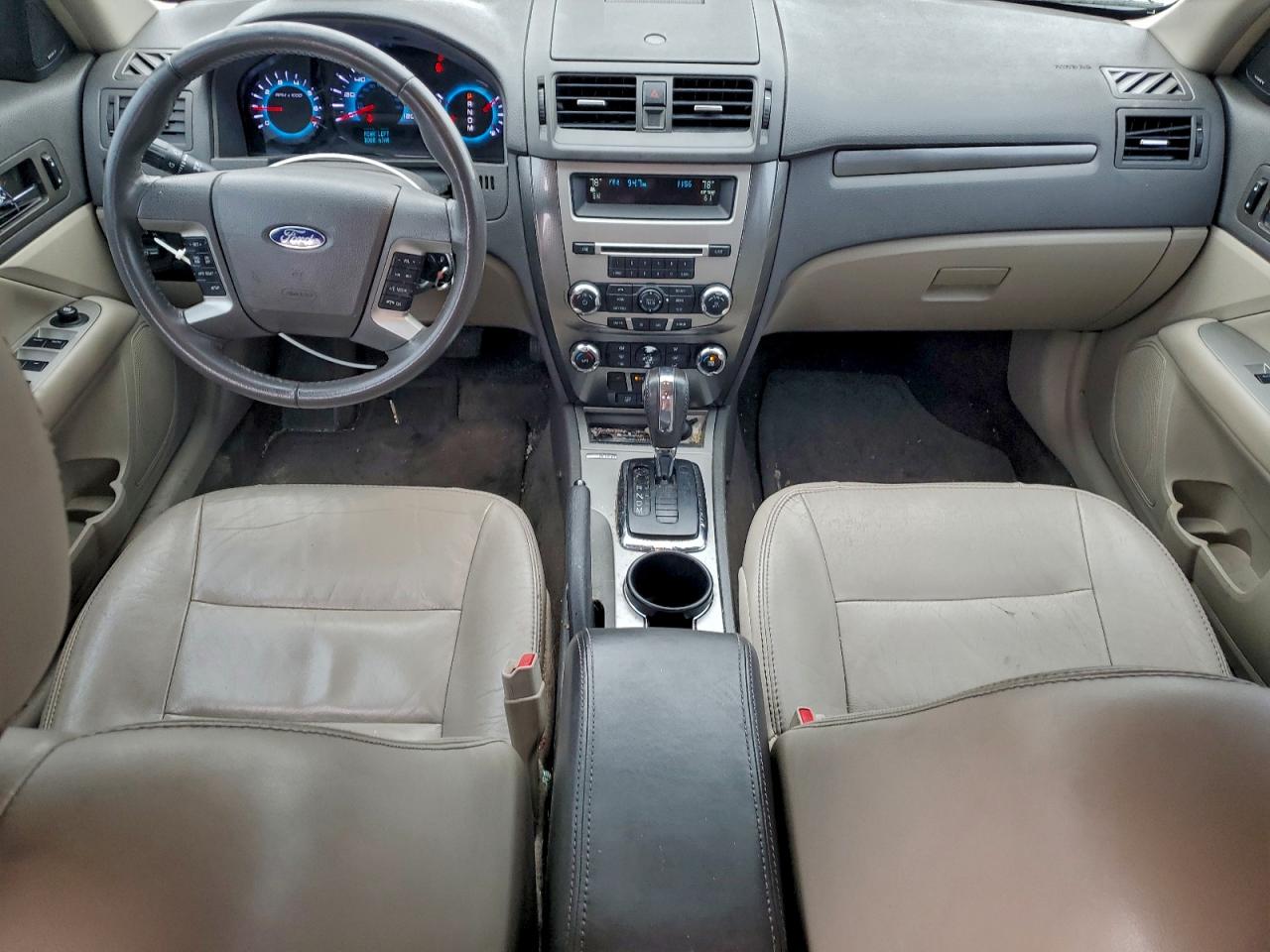 Ford Fusion Sel Image 4