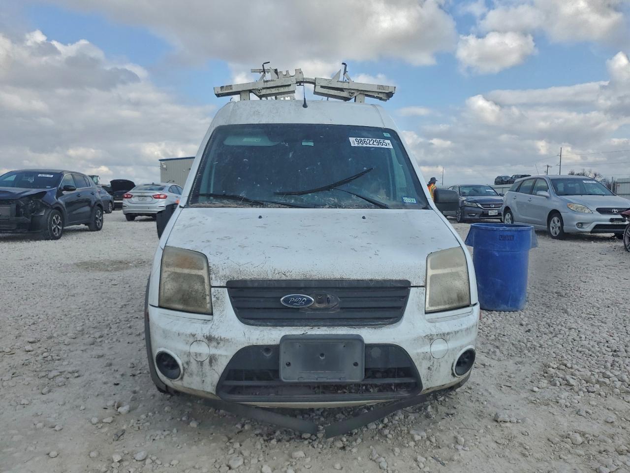 Ford Transit Xlt Image 11