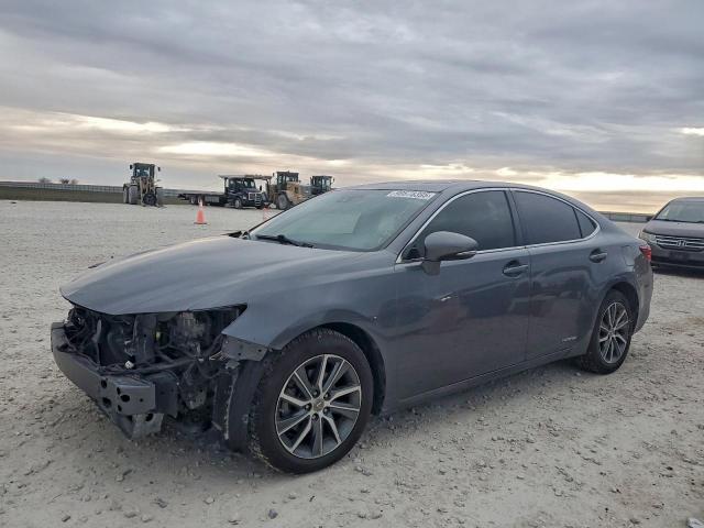  Salvage Lexus Es