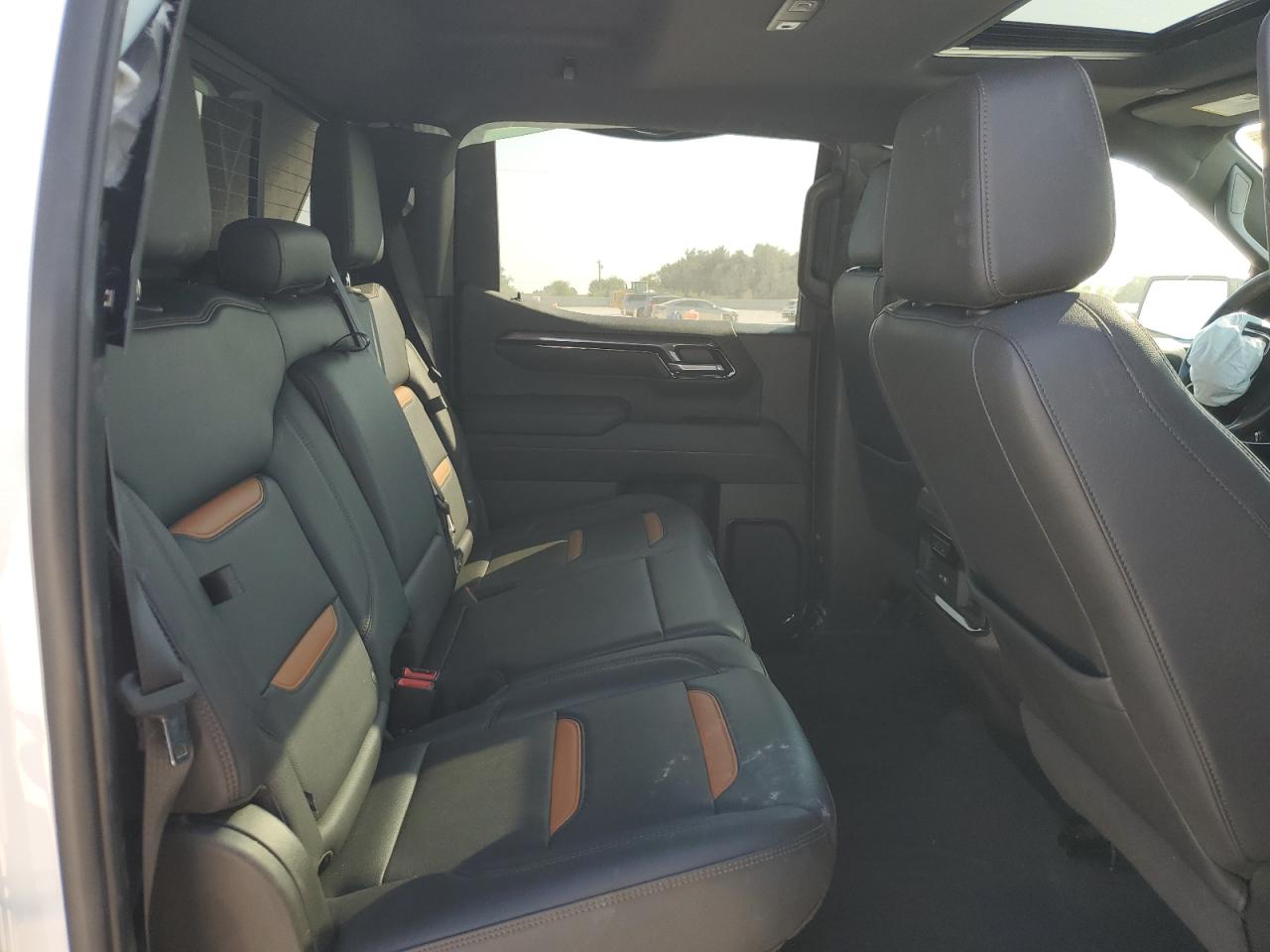 GMC Sierra K1500 At4 Image 7