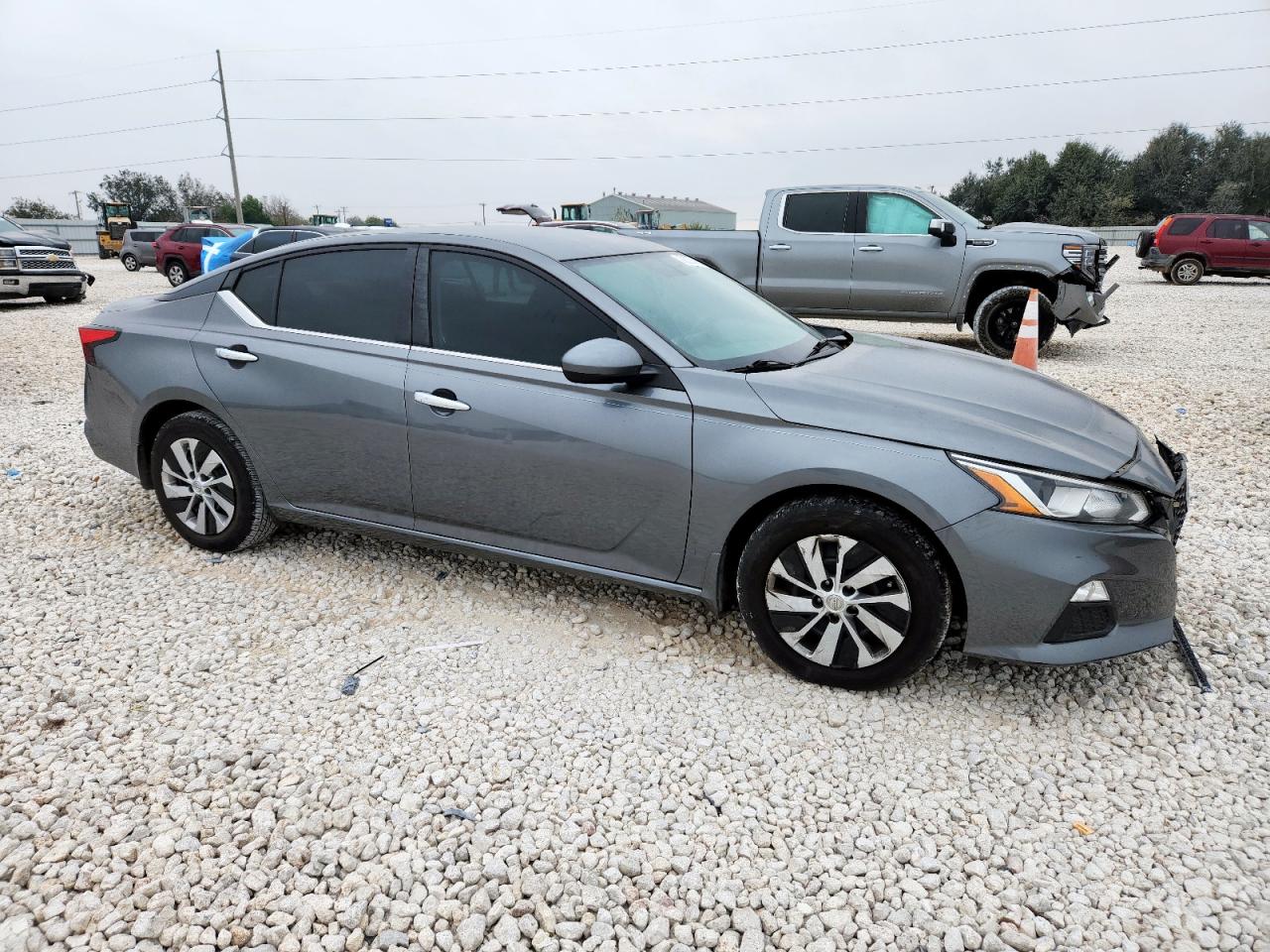 Nissan Altima S Image 12