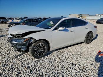  Salvage Lexus Es