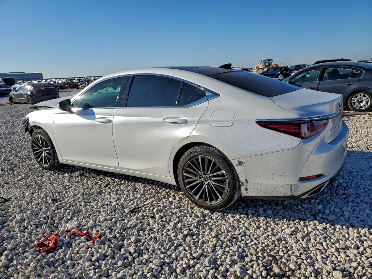 Lexus Es 350 Base Image 2