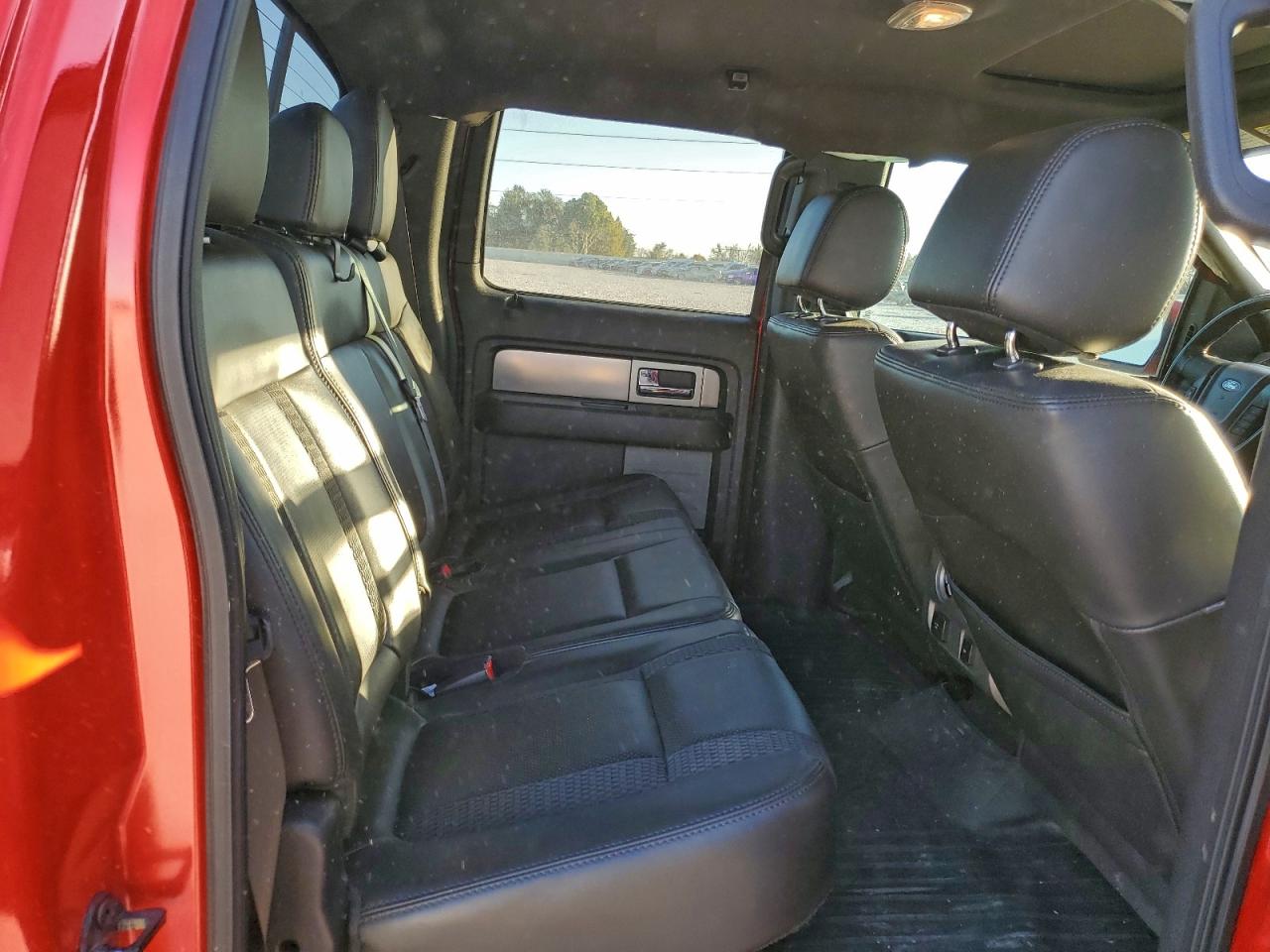 Ford F-150 Svt Raptor Image 10