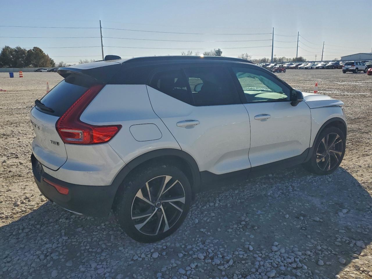 Volvo XC40 T5 R-design Image 10