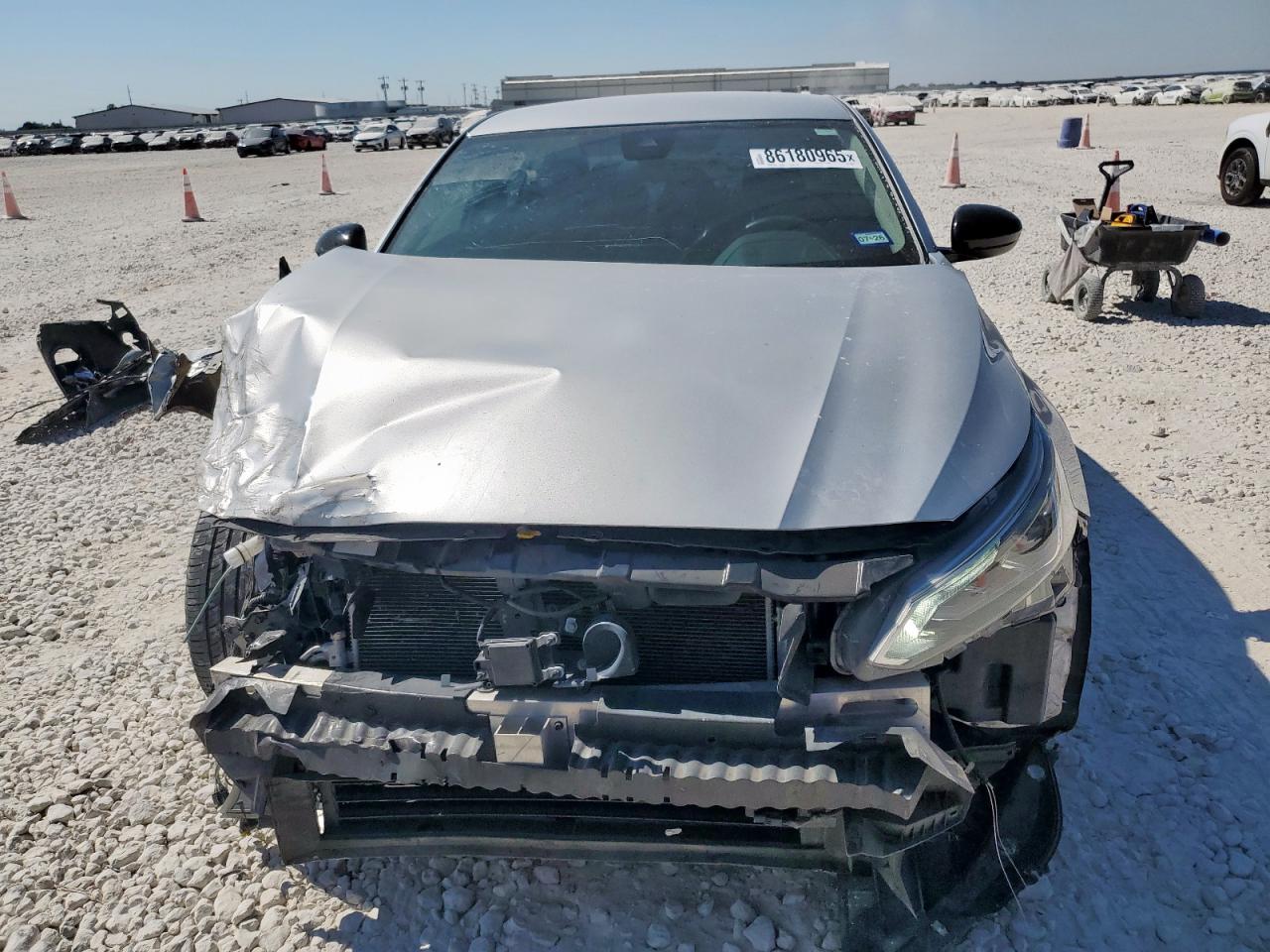 Nissan Altima Sr Image 8