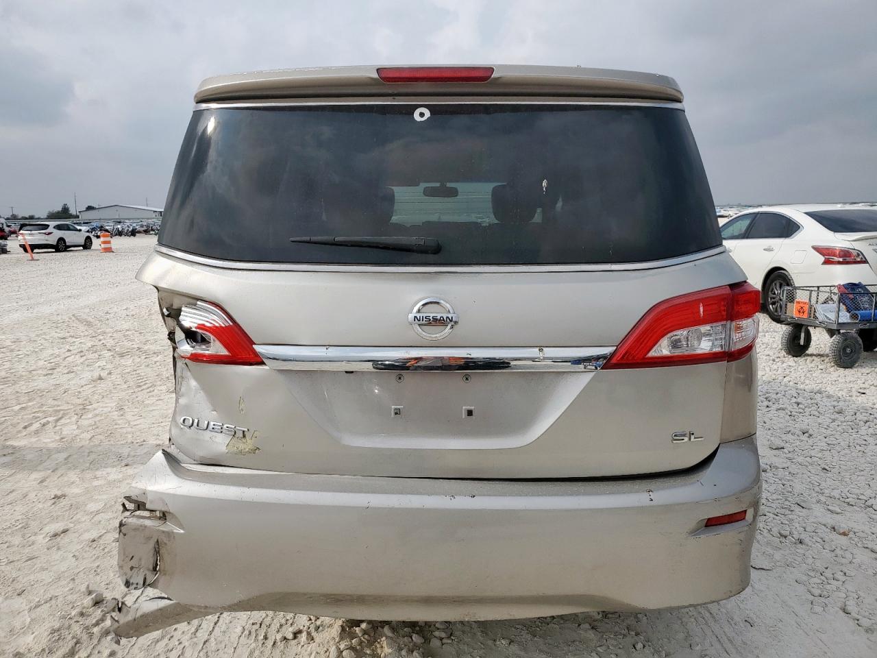 Nissan Quest S Image 3