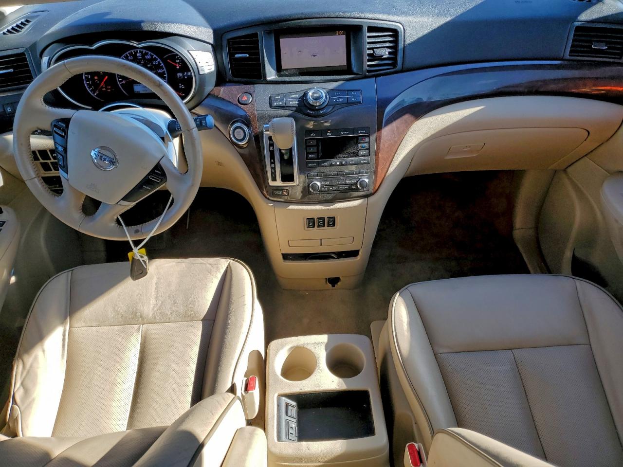 Nissan Quest S Image 4
