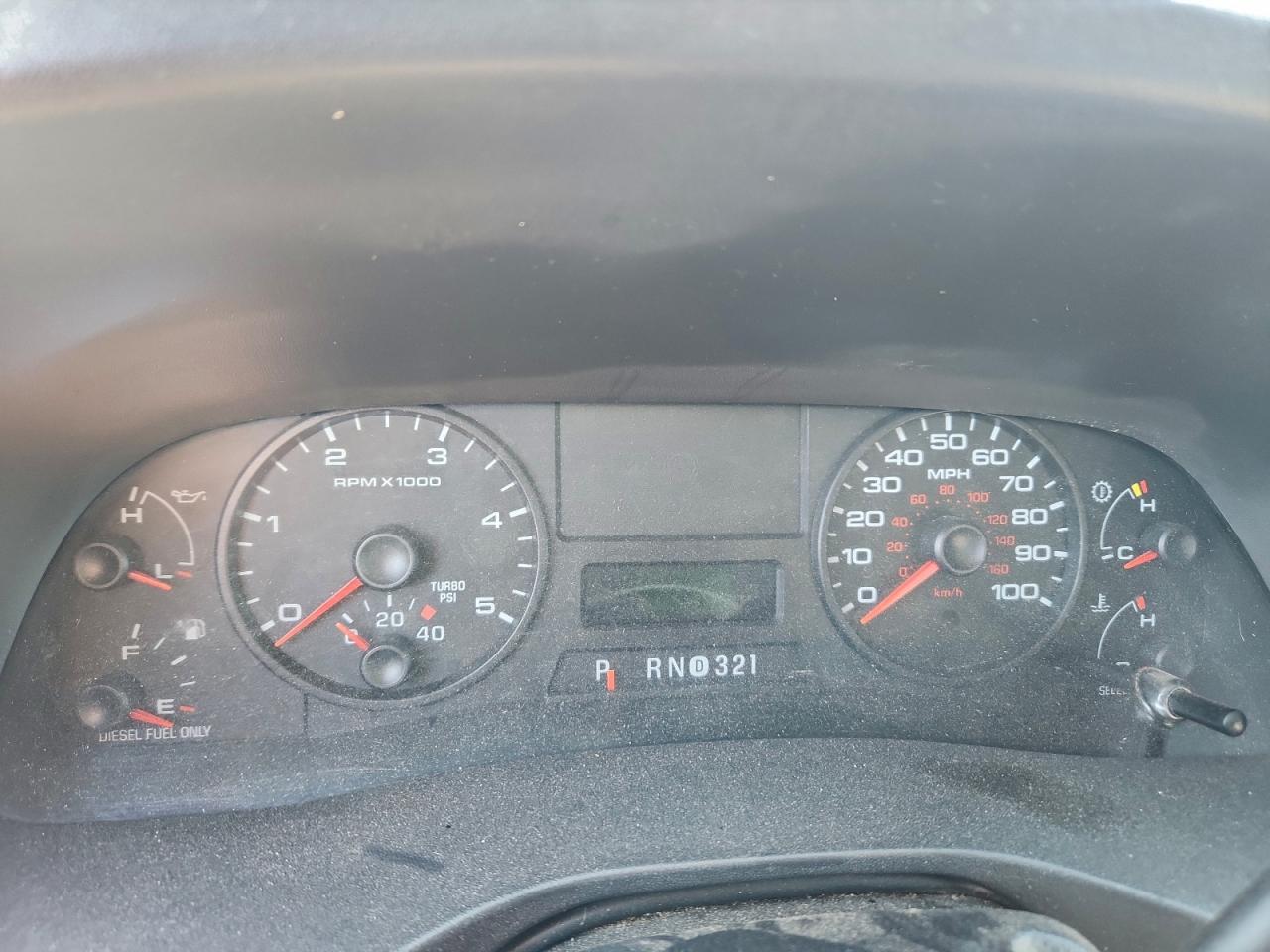 Ford F-450 Super Duty Image 6