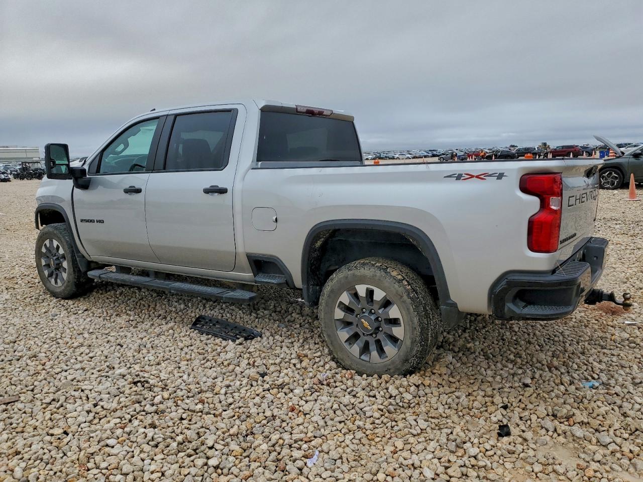 Chevrolet Silverado K2500 Custom Image 12