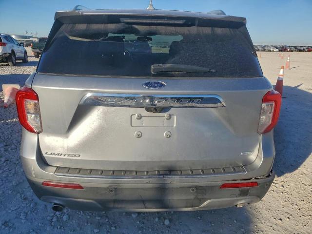 Ford Explorer Limited Image 13