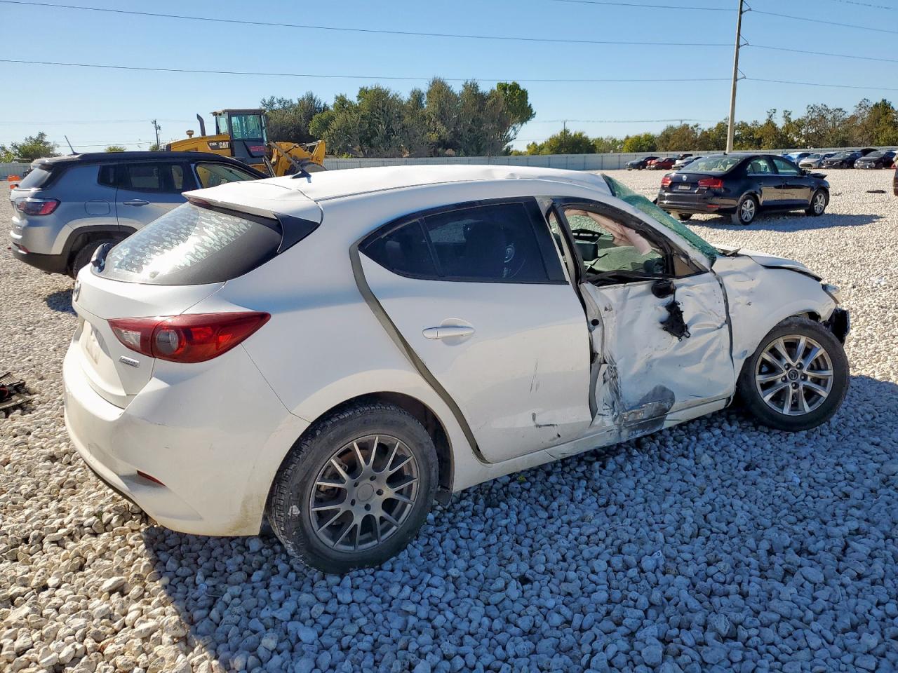 Mazda 3 Sport Image 3